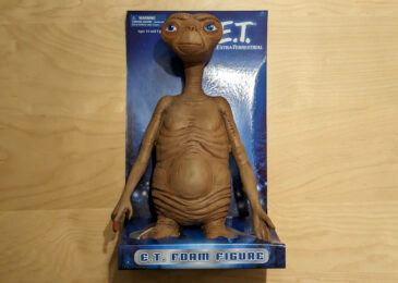 E.T. – Der Außerirdische – NECA – 30 cm