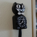 Unsere Kit-Cat-Clock hängt in der Küche